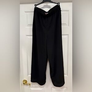 NWTA Vince Camuto Pants Small